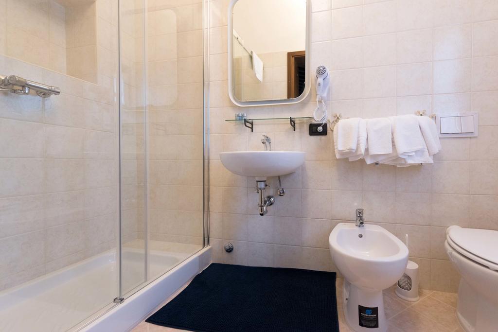 Hotel Il Casale Relais San Giuliano Terme Zimmer foto